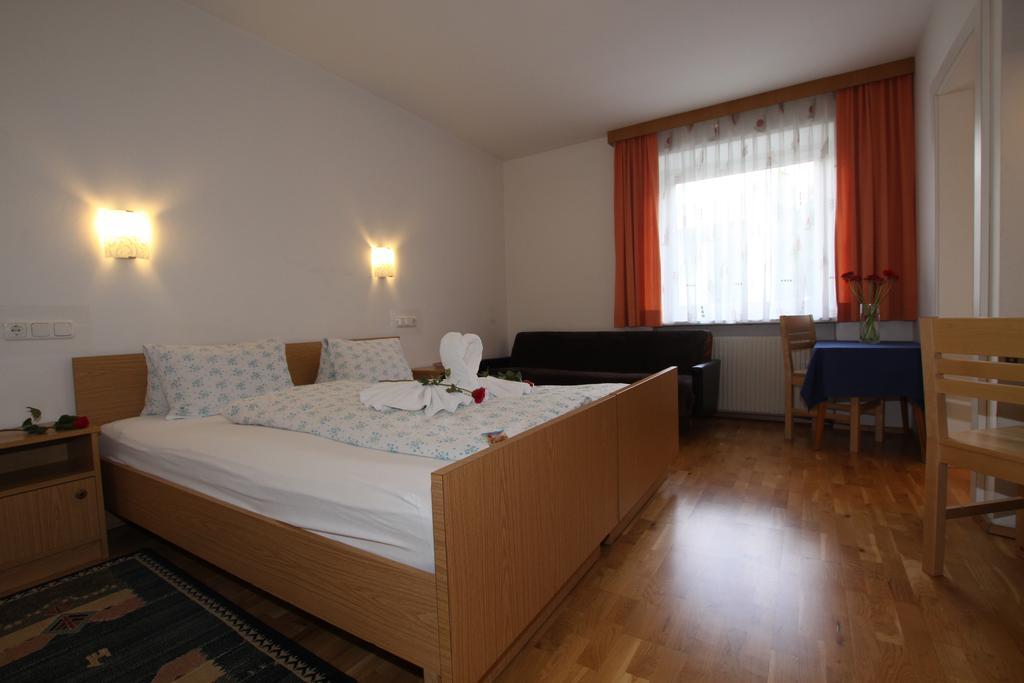 Pension Prantner Innsbruck Exterior photo